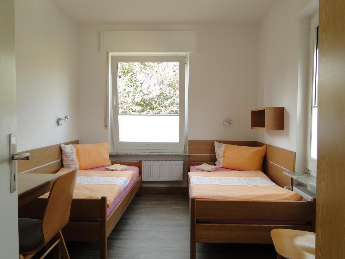 Auberge de jeunesse Haus St. Josef à Vallendar Extérieur photo